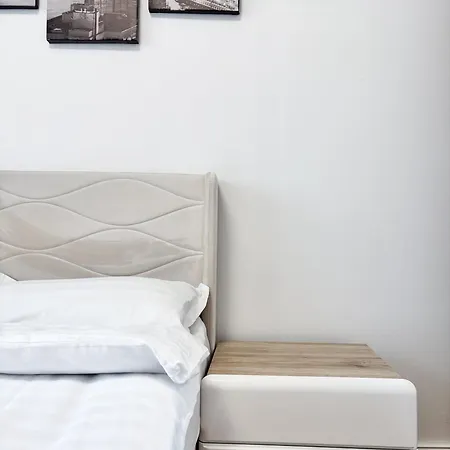 Inoria - Comfy With Private Parking * Cluj-Napoca