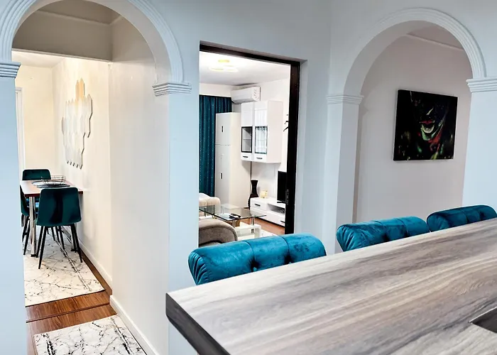 Appartamento Inoria - Comfy With Private Parking