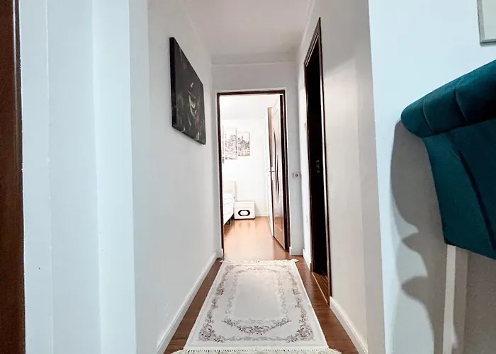 Inoria - Comfy With Private Parking * Cluj-Napoca